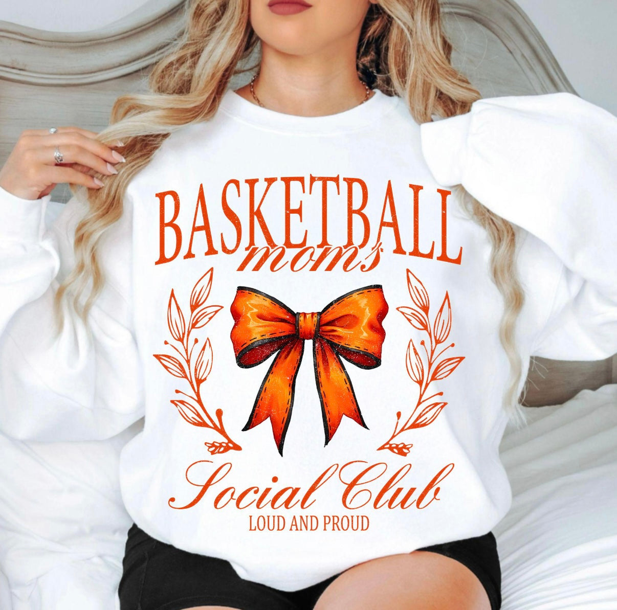 Sports mom social club t-shirt & pullover