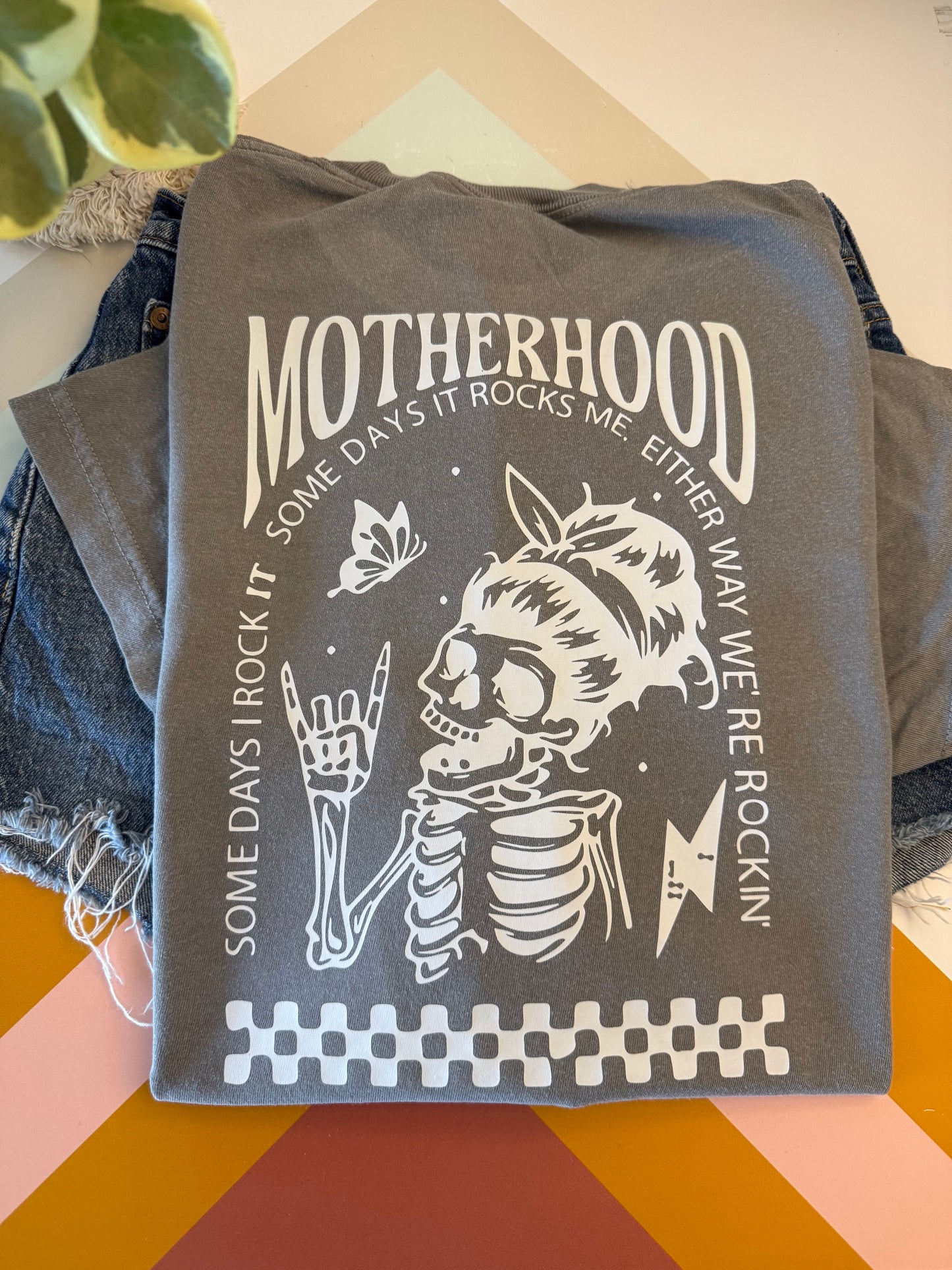 Motherhood t-shirt