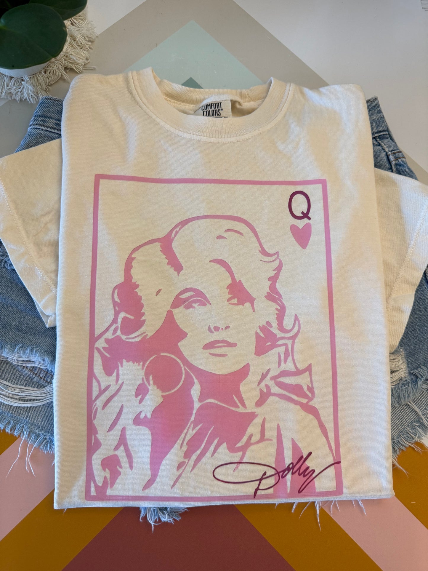 Queen Dolly π