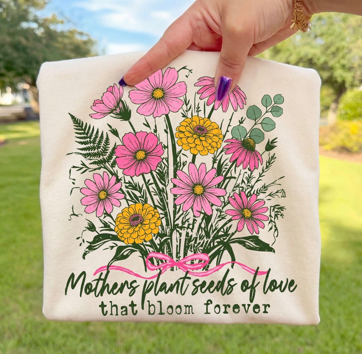 Mothers plant seeds T-shirt 💐