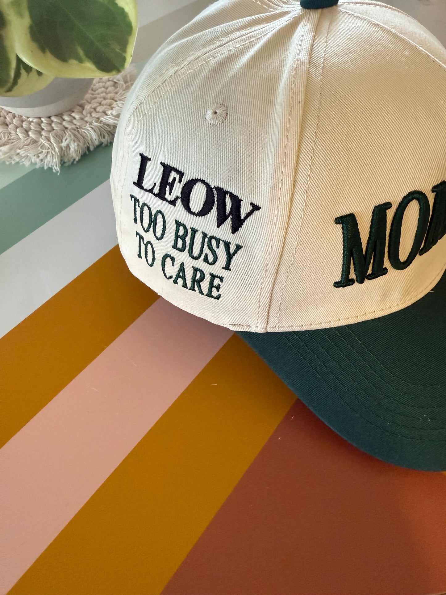 Mommin’ adjustable hat