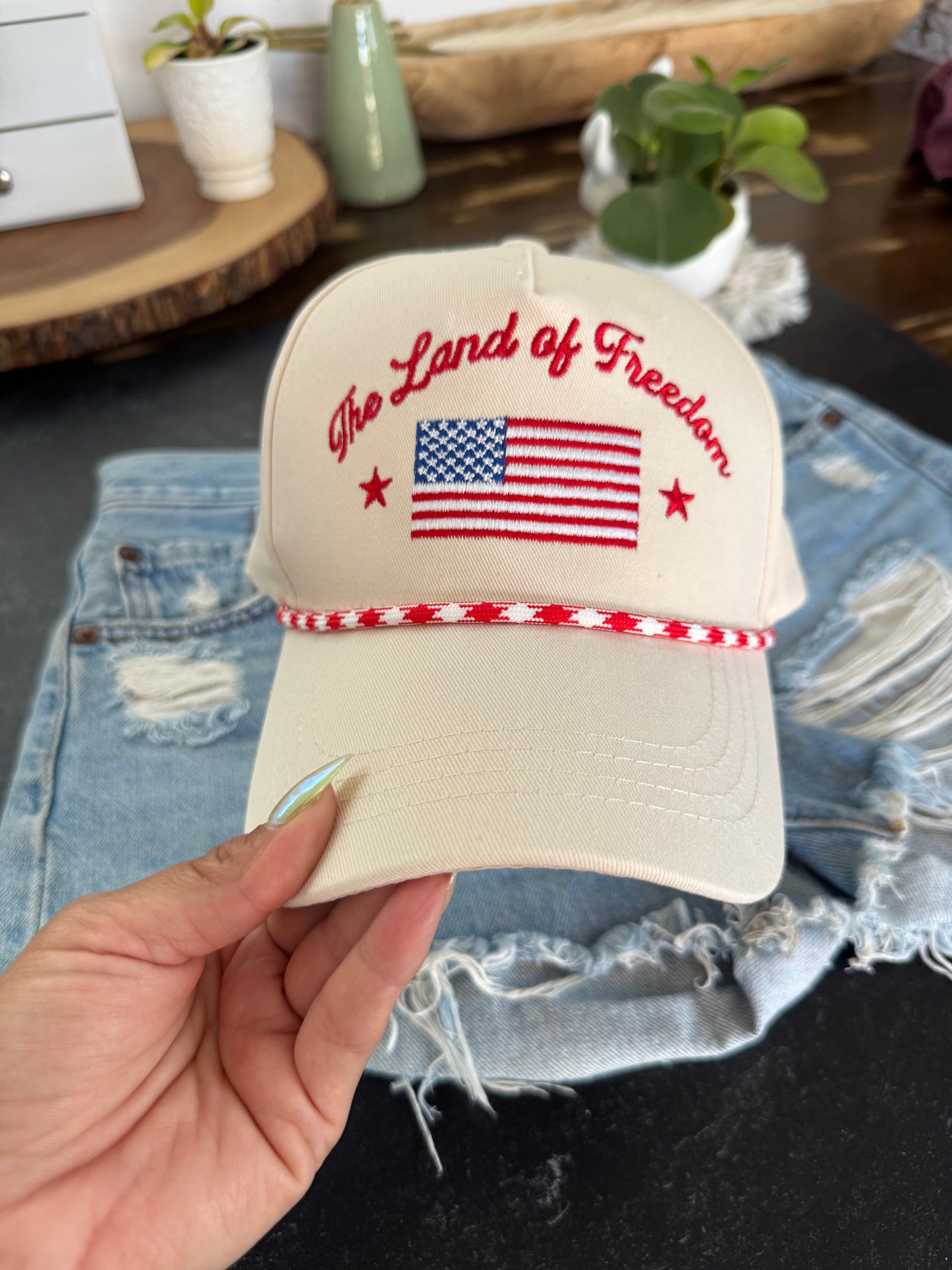 Embroidered Land of Freedom hat
