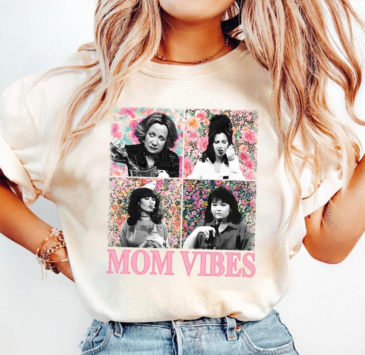 Mom vibes T-shirt 💕