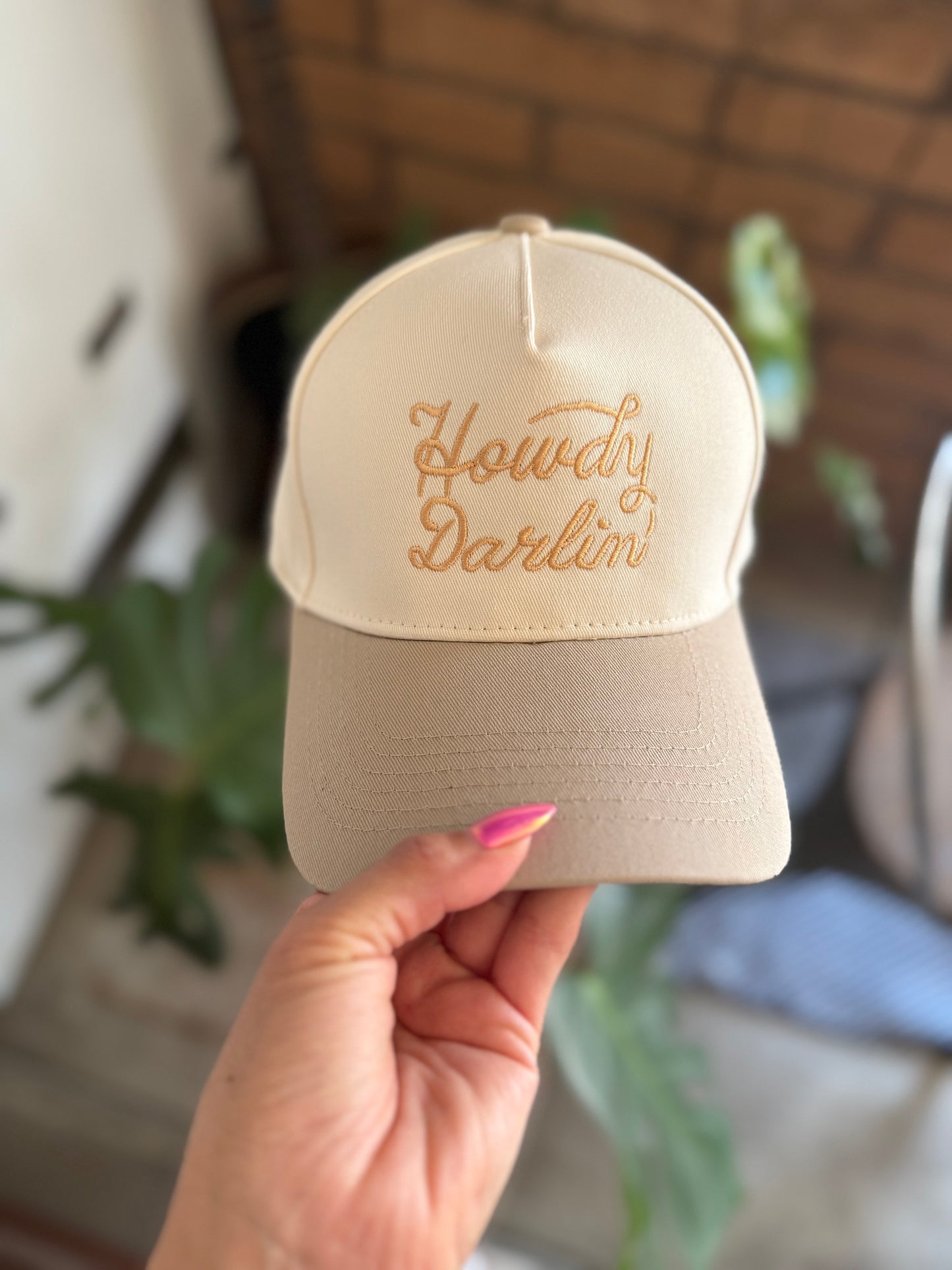 Howdy Darlin trucker hat