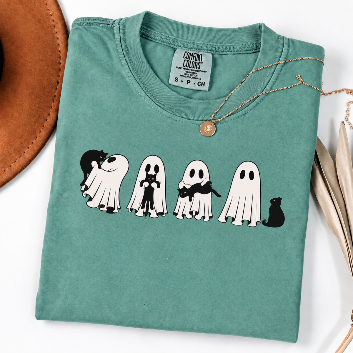 Spooky Cats T-Shirt & Sweater